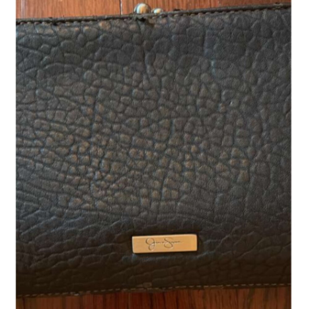 Jessica Simpson Black Pebbled Leather Chain Trim Wristlet Clutch - Picture 4 of 7